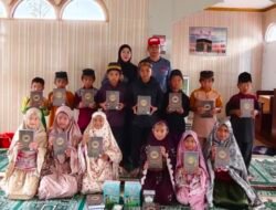 Honda ADV Chapter Gowa Gelar Aksi Sosial, Salurkan Al-Qur’an dan Buku Ibadah untuk Masyarakat